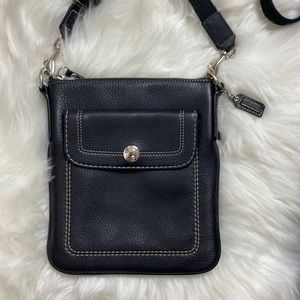 Authentic Coach Purse black leather small cross body travel bag EUC